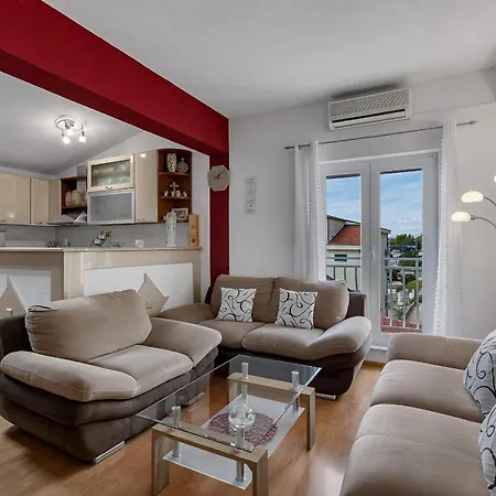 Apartamento Rosalia Makarska