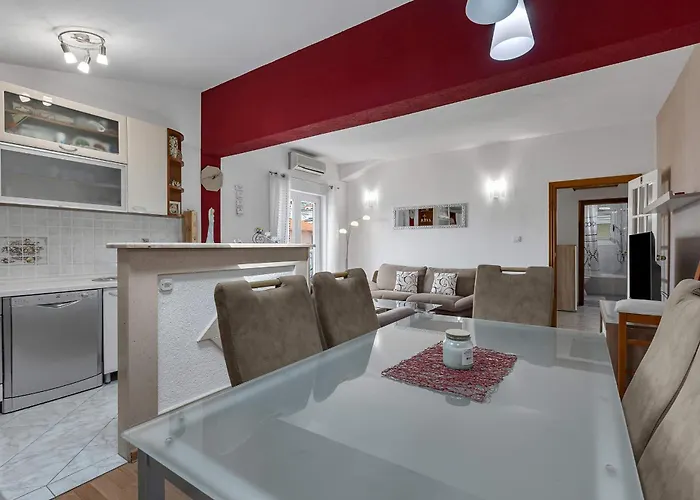 Rosalia * Μακάρσκα